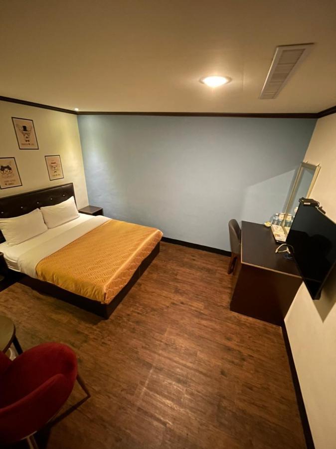 Holiday Business Hotel Taitung المظهر الخارجي الصورة