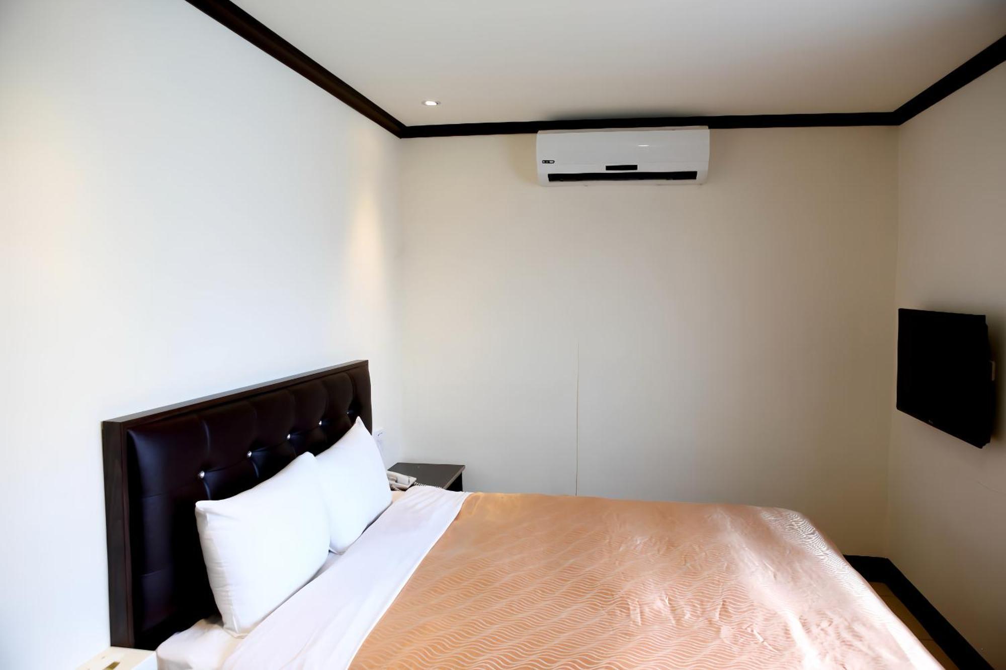 Holiday Business Hotel Taitung المظهر الخارجي الصورة